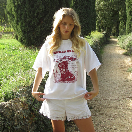 KICK ROCKS TEE